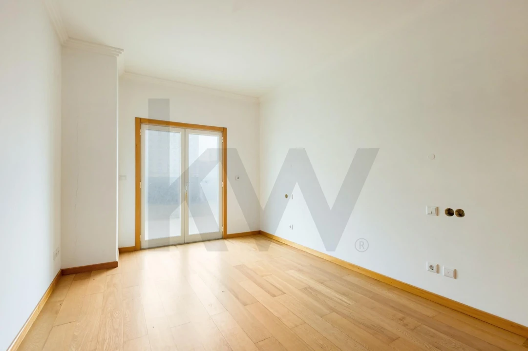 Apartamento T3 para Arrendamento em Oeiras e São Julião da Barra, Paço de Arcos e Caxias Foto 37