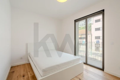 Apartamento T1 para Arrendamento em Algés, Linda-A-Velha e Cruz Quebrada-Dafundo