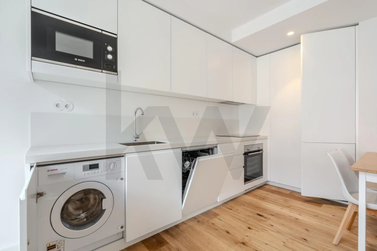 Apartamento T1 para Arrendamento em Algés, Linda-A-Velha e Cruz Quebrada-Dafundo Foto 8