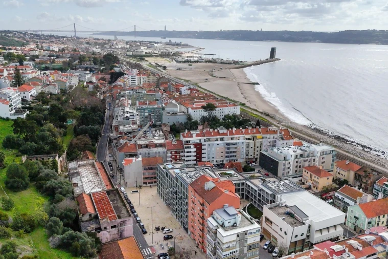 Apartamento T1 para Arrendamento em Algés, Linda-A-Velha e Cruz Quebrada-Dafundo Foto 30