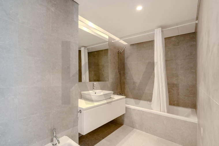 Apartamento T1 para Arrendamento em Algés, Linda-A-Velha e Cruz Quebrada-Dafundo Foto 15