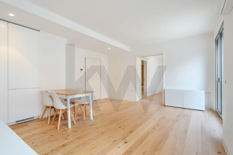 Apartamento T1 para Arrendamento em Algés, Linda-A-Velha e Cruz Quebrada-Dafundo Foto 3