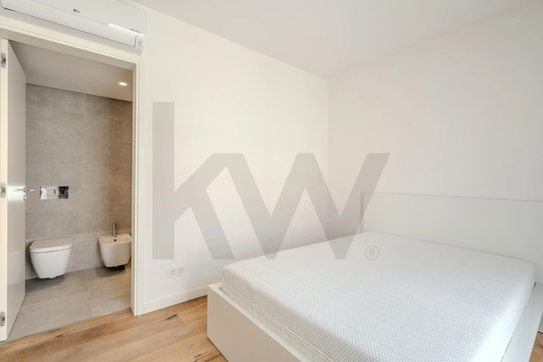 Apartamento T1 para Arrendamento em Algés, Linda-A-Velha e Cruz Quebrada-Dafundo Foto 13