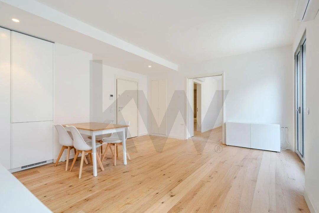 Apartamento T1 para Arrendamento em Algés, Linda-A-Velha e Cruz Quebrada-Dafundo Foto 3