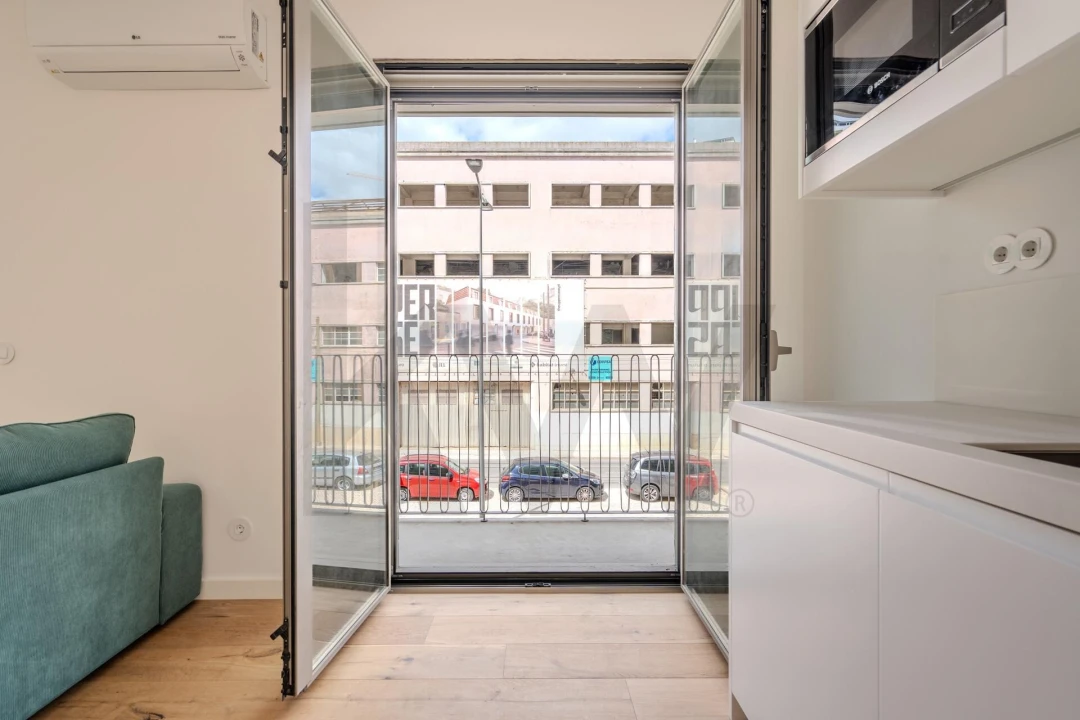 Apartamento T1 para Arrendamento em Algés, Linda-A-Velha e Cruz Quebrada-Dafundo Foto 21