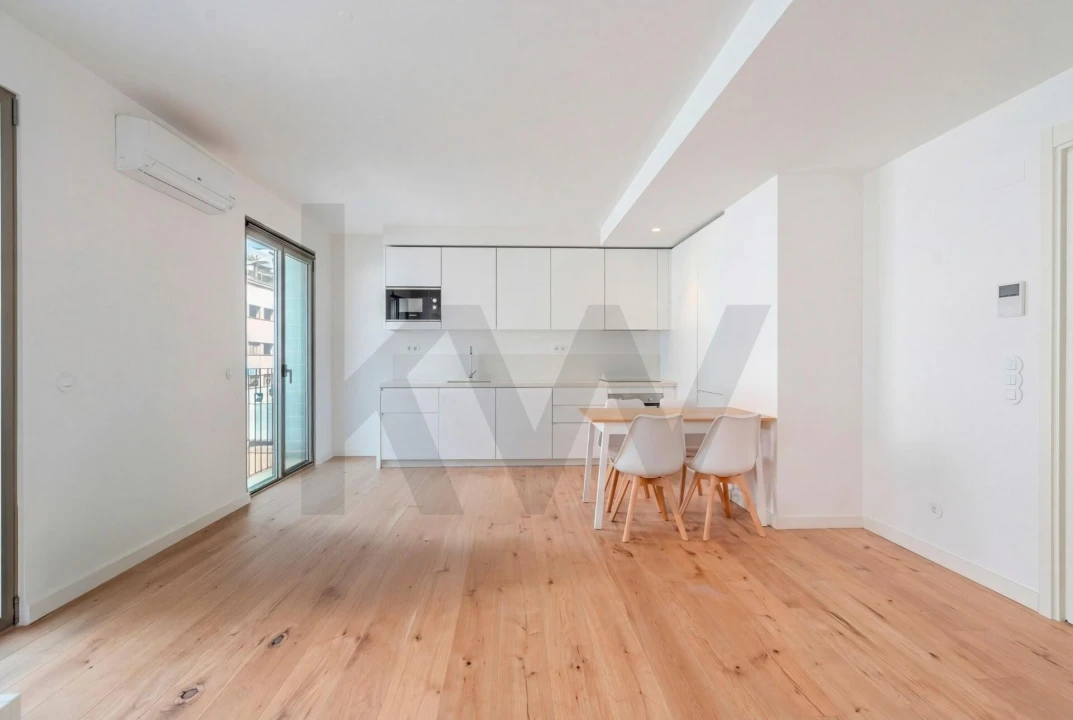 Apartamento T1 para Arrendamento em Algés, Linda-A-Velha e Cruz Quebrada-Dafundo Foto 4