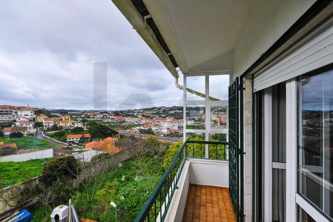 Moradia T4 para Venda em Ramada e Caneças Foto 48