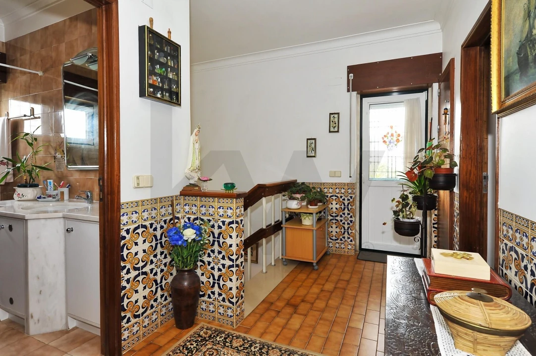 Moradia T4 para Venda em Ramada e Caneças Foto 39