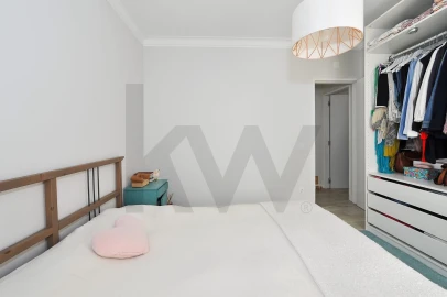 Moradia T4 para Venda em Ramada e Caneças