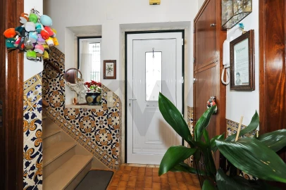 Moradia T4 para Venda em Ramada e Caneças