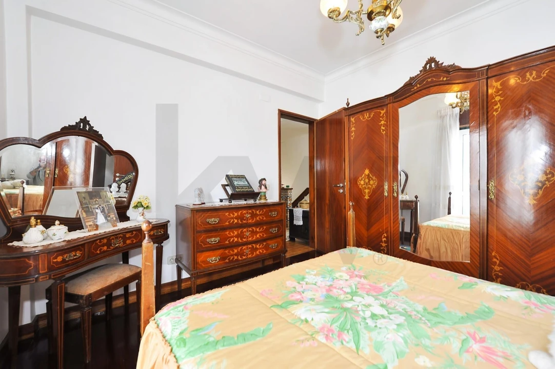 Moradia T4 para Venda em Ramada e Caneças Foto 52