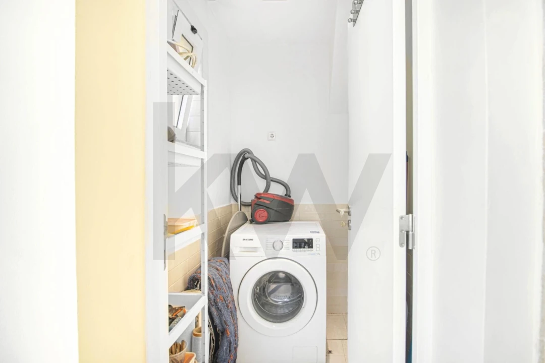 Apartamento T1 para Venda em Campo de Ourique Foto 18
