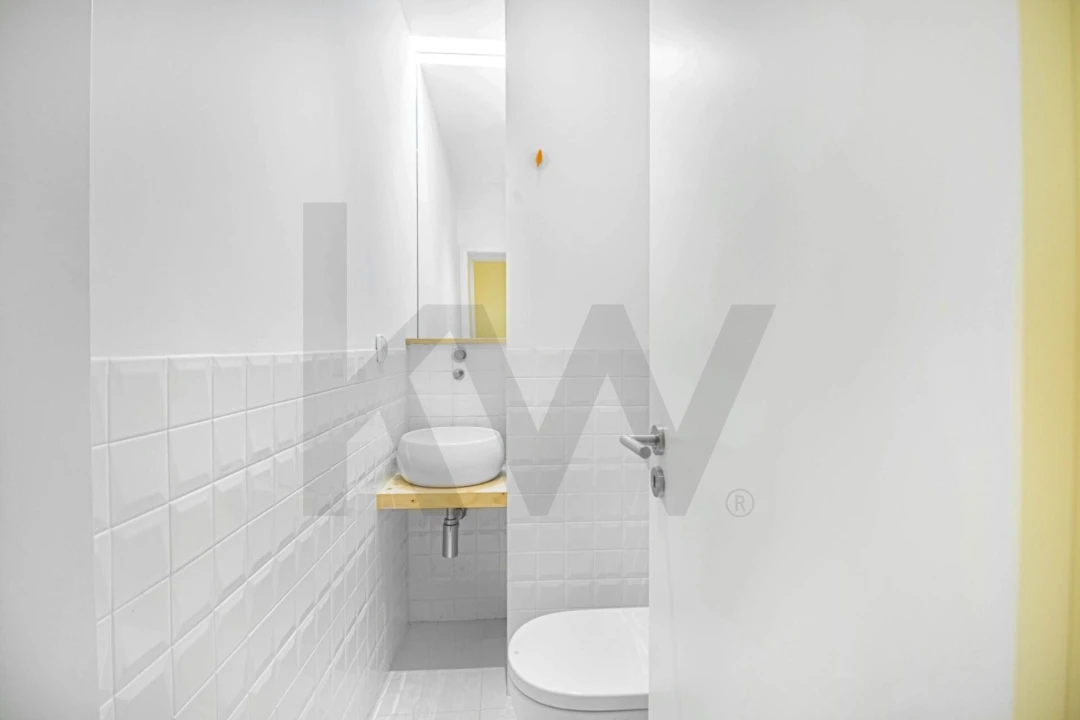 Apartamento T1 para Venda em Campo de Ourique Foto 10