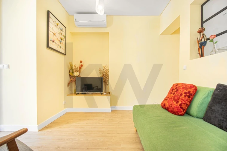 Apartamento T1 para Venda em Campo de Ourique Foto 4