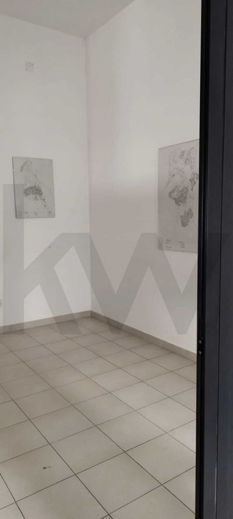 Loja para Arrendamento em Mina de Água Foto 12