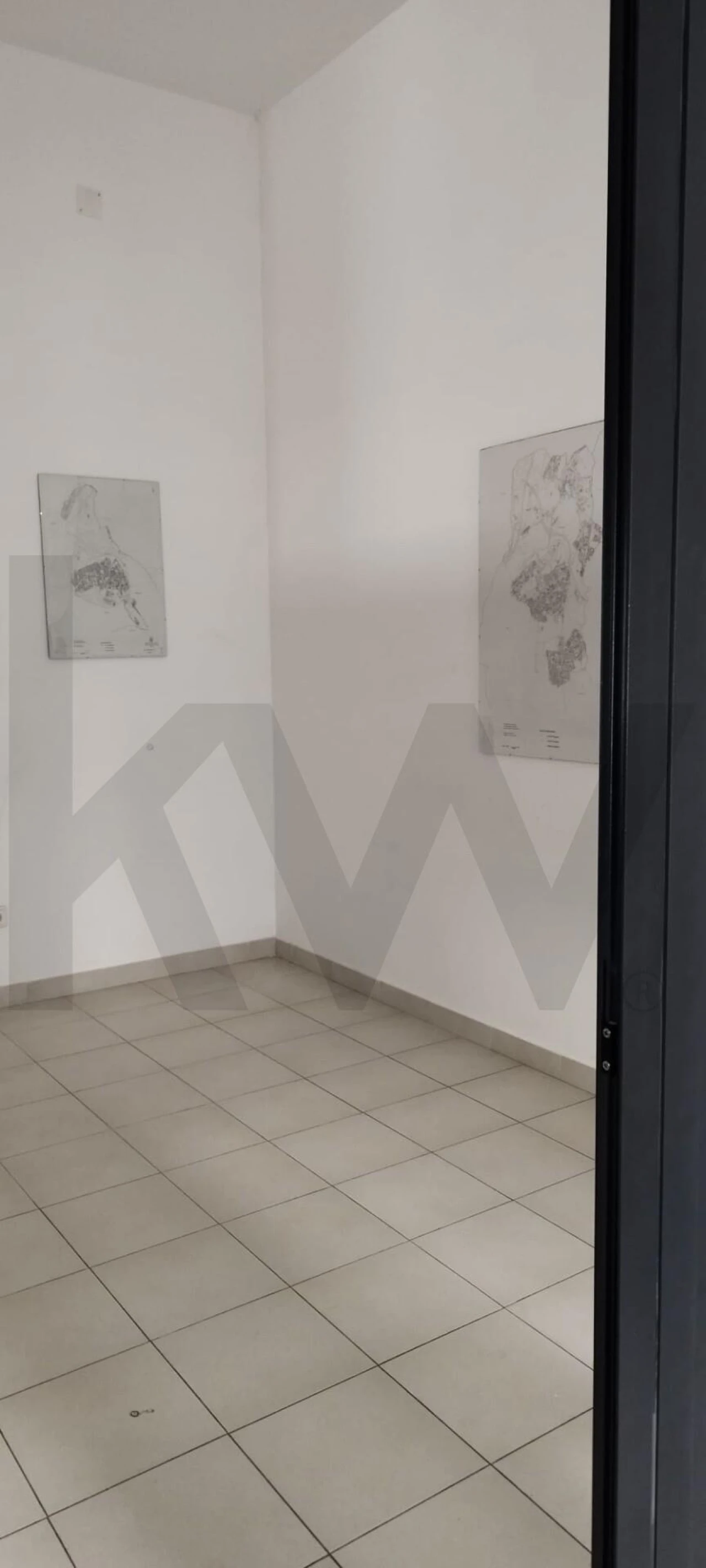 Loja para Arrendamento em Mina de Água Foto 12