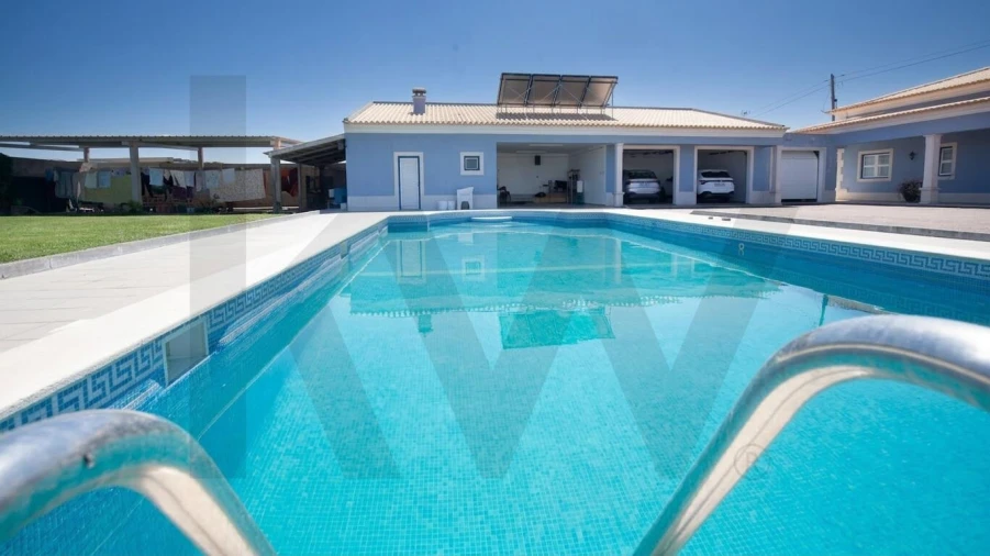 Moradia T5 para Venda em Fazendas de Almeirim Foto 7