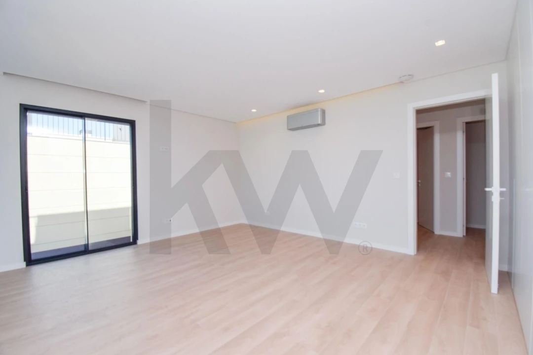 Moradia T4 para Venda em Alcabideche Foto 34