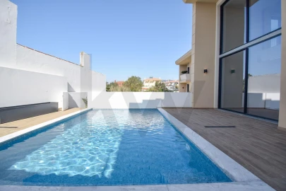 Moradia T4 para Venda em Alcabideche