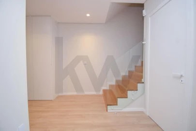 Moradia T4 para Venda em Alcabideche