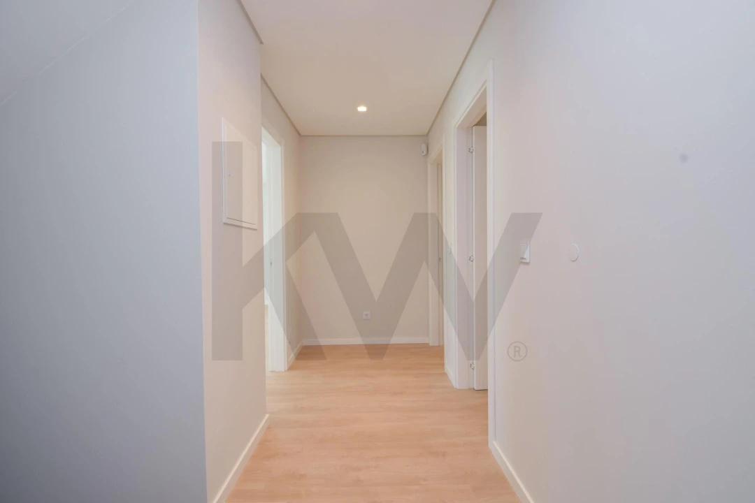 Moradia T4 para Venda em Alcabideche Foto 37