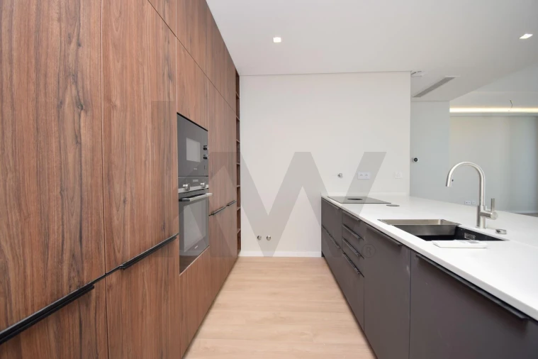 Moradia T4 para Venda em Alcabideche Foto 17