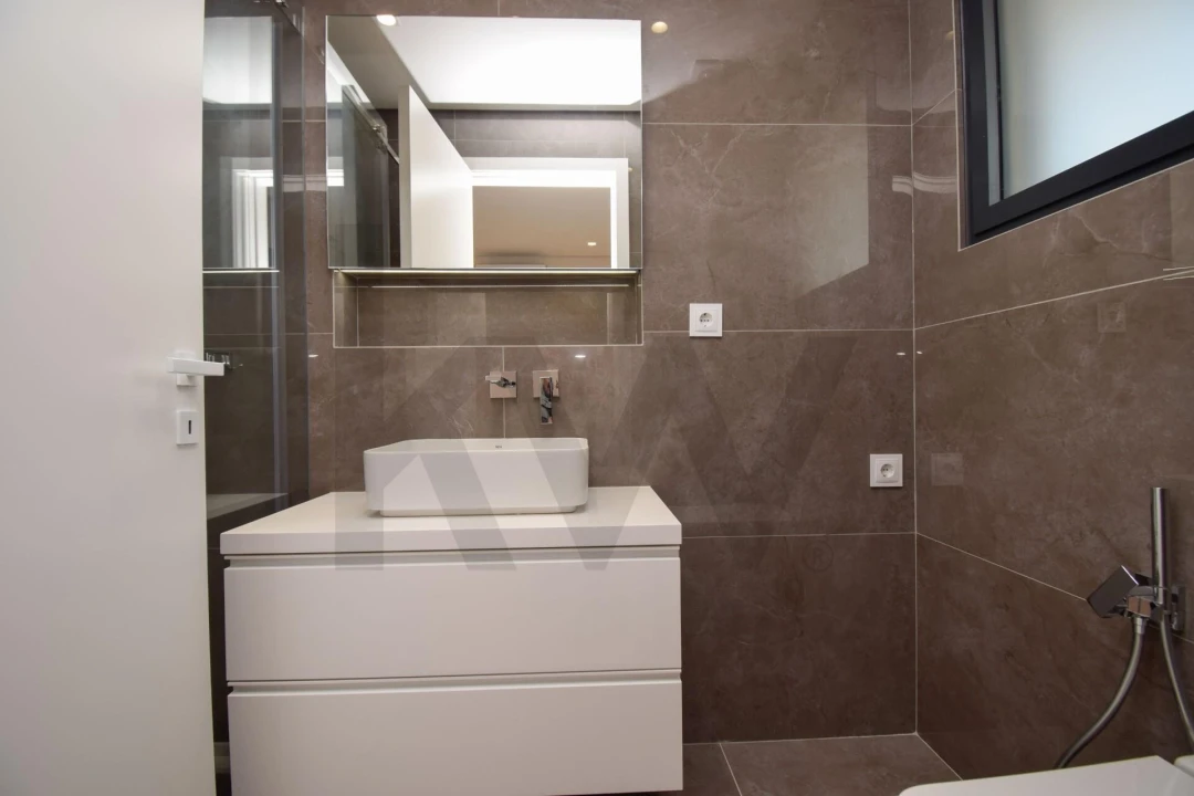 Moradia T4 para Venda em Alcabideche Foto 32