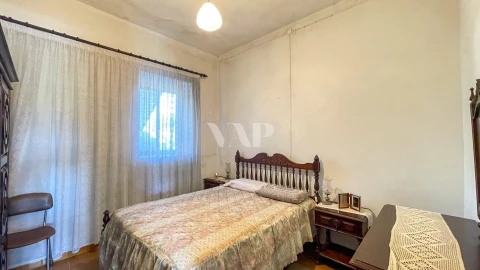 Moradia T8 para Venda em Quarteira