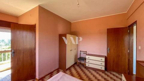 Moradia T8 para Venda em Quarteira