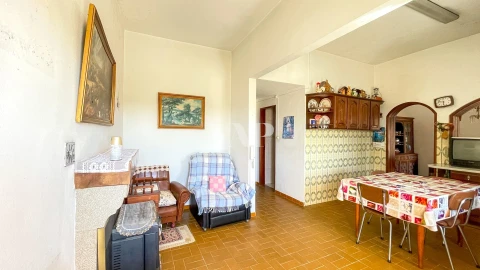 Moradia T8 para Venda em Quarteira