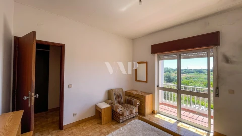 Moradia T8 para Venda em Quarteira