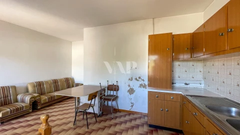 Moradia T8 para Venda em Quarteira