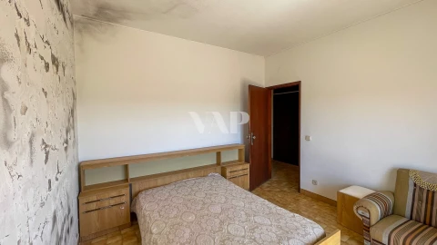 Moradia T8 para Venda em Quarteira