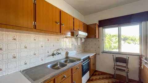 Moradia T8 para Venda em Quarteira