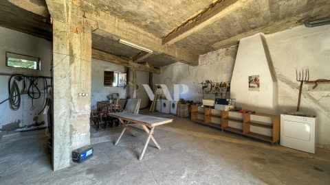 Moradia T8 para Venda em Quarteira