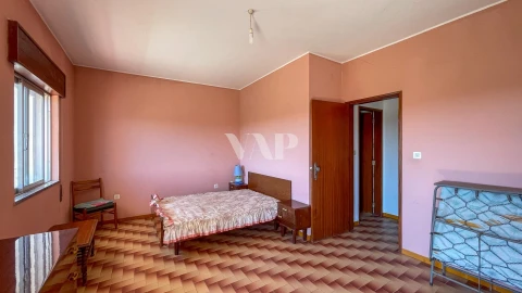 Moradia T8 para Venda em Quarteira