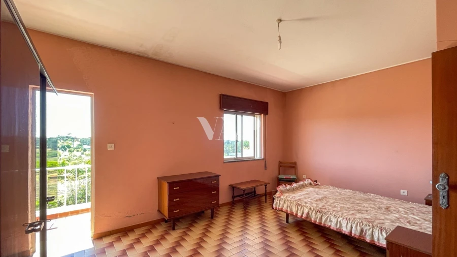 Moradia T8 para Venda em Quarteira Foto 61