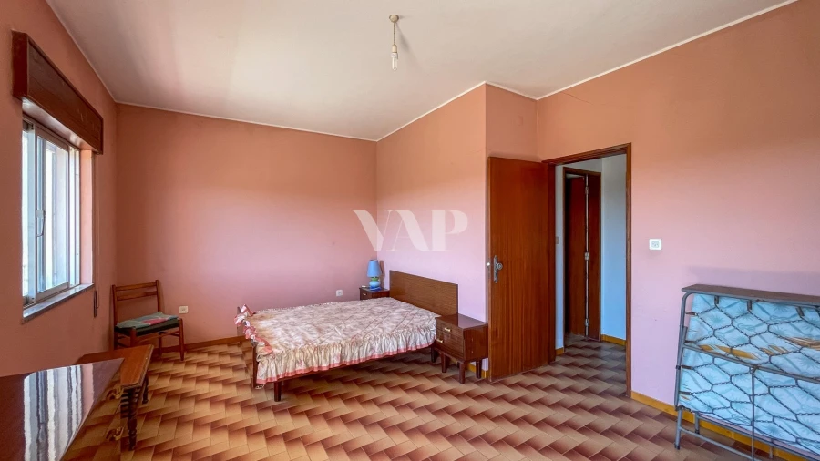 Moradia T8 para Venda em Quarteira Foto 62