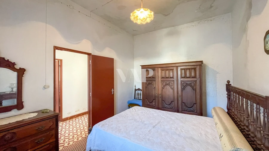 Moradia T8 para Venda em Quarteira Foto 19