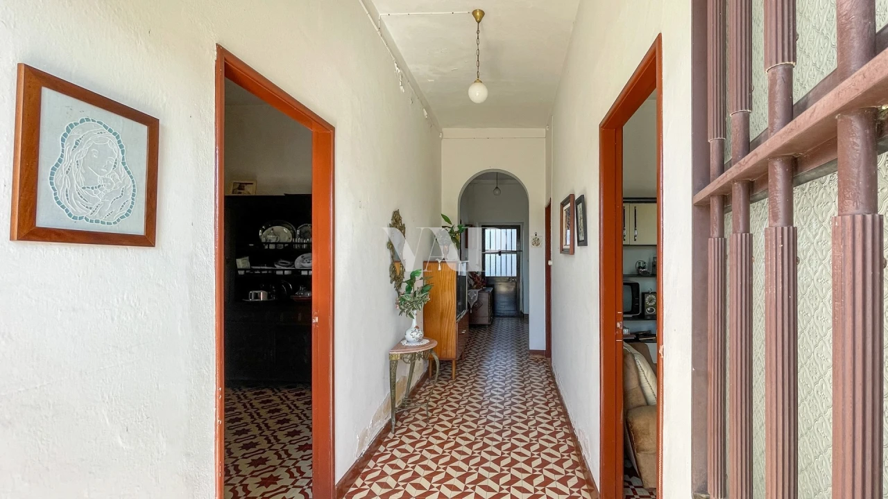 Moradia T8 para Venda em Quarteira Foto 12