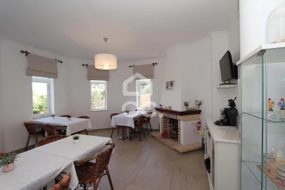 Moradia T4 para Venda em Armação de Pera