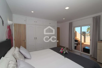 Moradia T4 para Venda em Armação de Pera