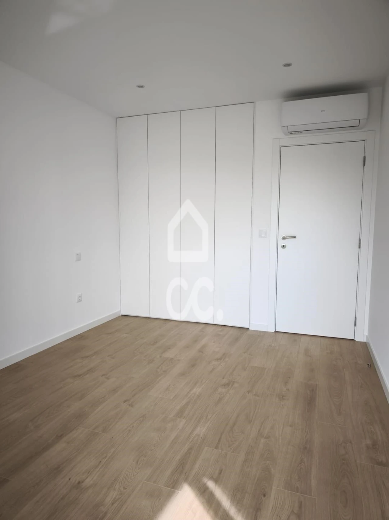 Apartamento T3 para Arrendamento em Condeixa-A-Velha e Condeixa-A-Nova Foto 10