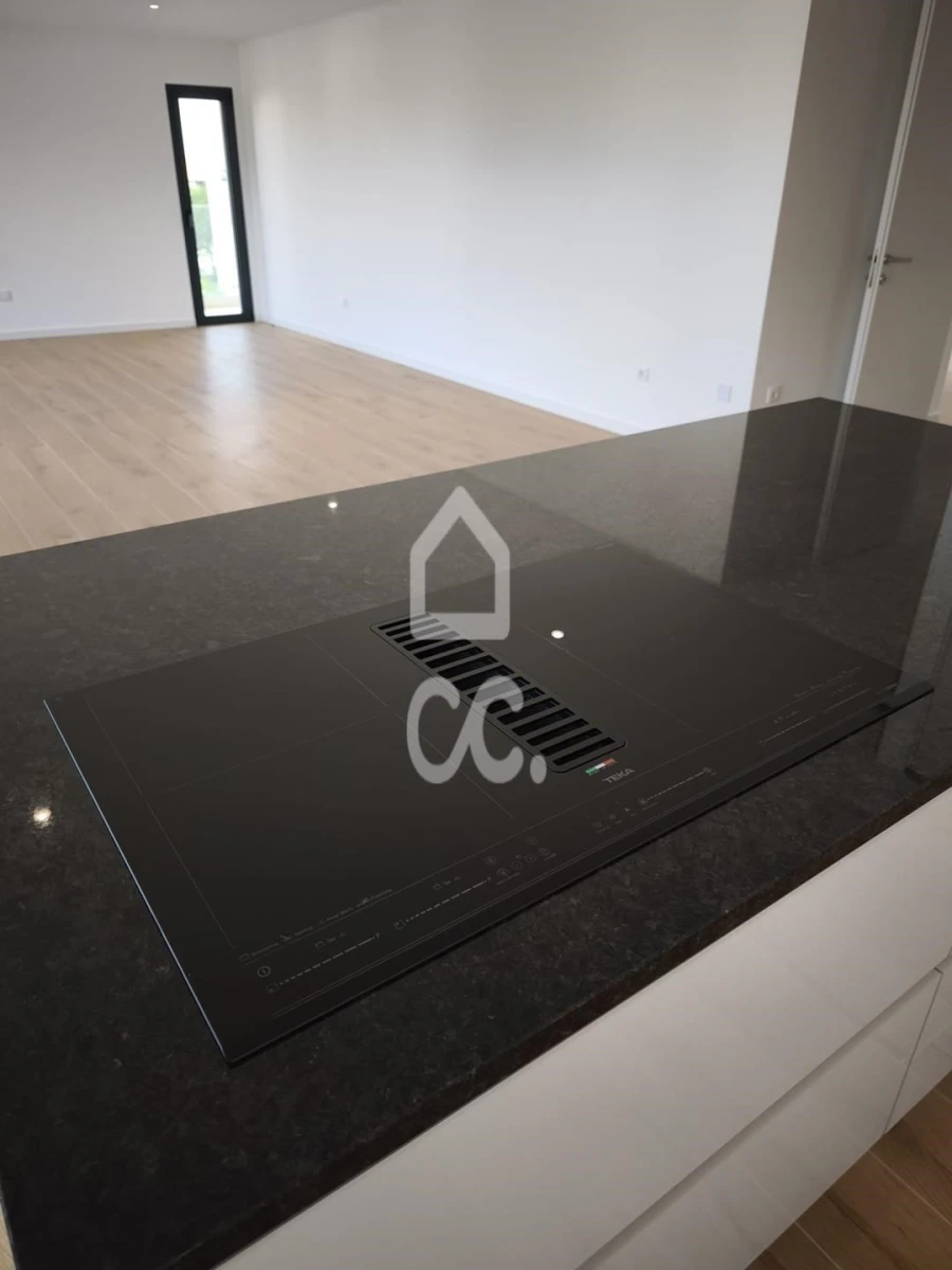 Apartamento T3 para Arrendamento em Condeixa-A-Velha e Condeixa-A-Nova Foto 23