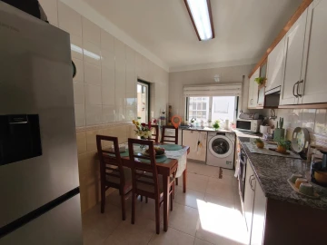 Apartamento T3 para Venda em Lagos (São Sebastião e Santa Maria)