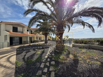 Moradia T2 para Venda em Porto Santo