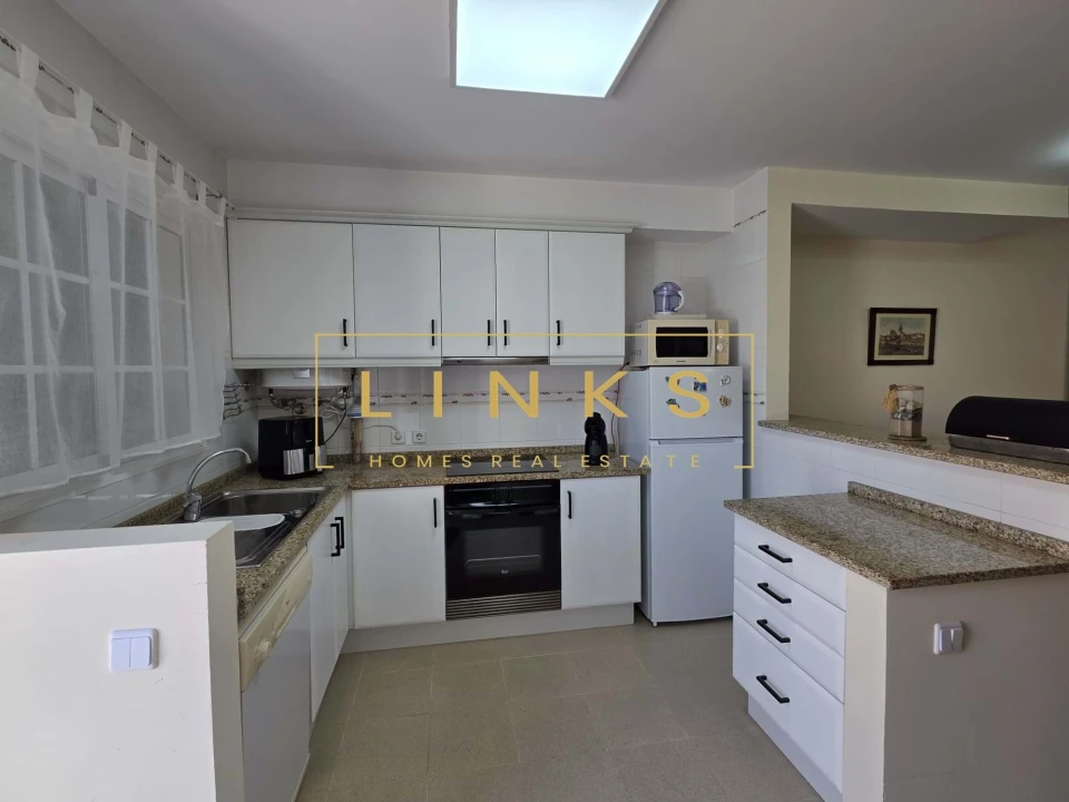 Moradia T2 para Venda em Porto Santo Foto 6