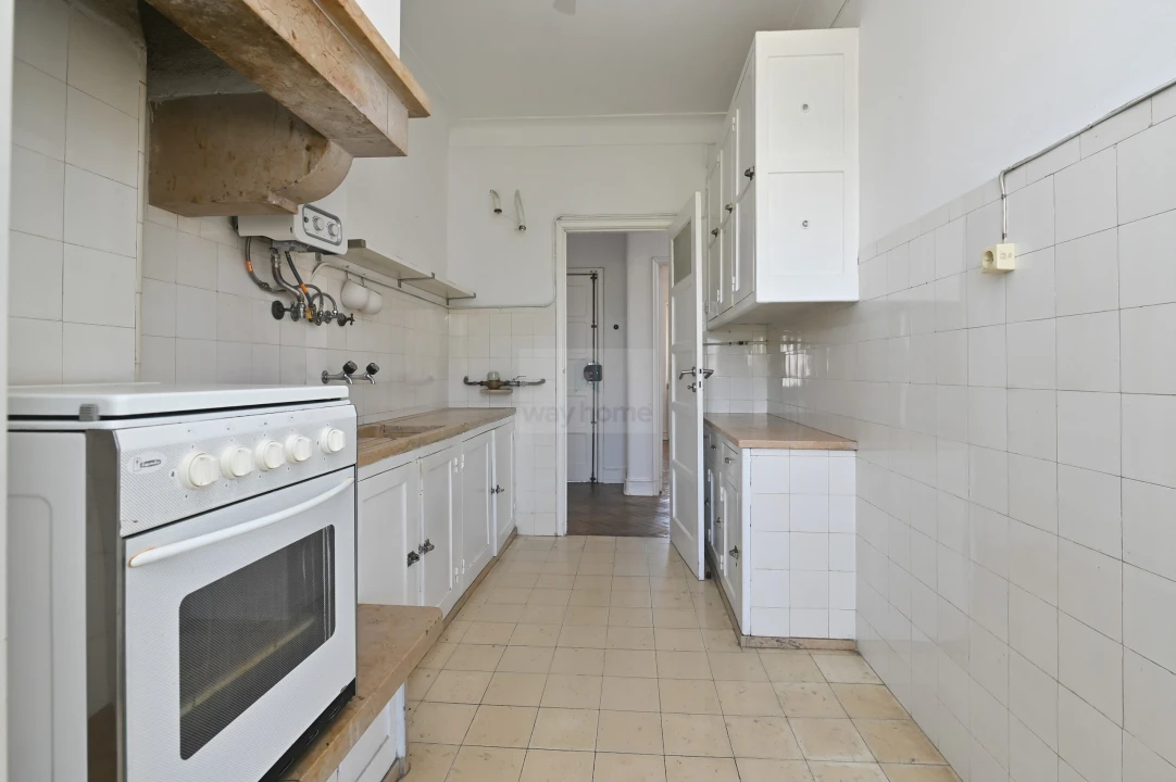 Apartamento T2 para Venda em Alvalade Foto 4