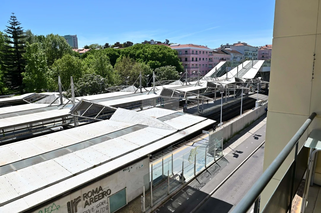 Apartamento T2 para Venda em Alvalade Foto 15