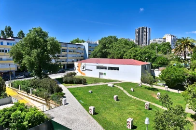 Apartamento T2 para Venda em Alvalade